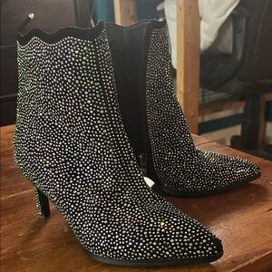 ✨ Patrizia by Spring Step Rhinestone Ankle Boots | Pointed Toe | Size 6 💕